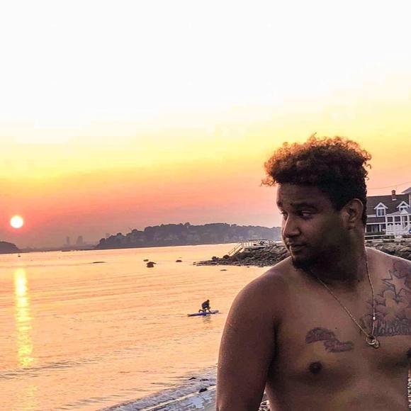 Meet your Posher, Ricardo - Picture 1 of 1